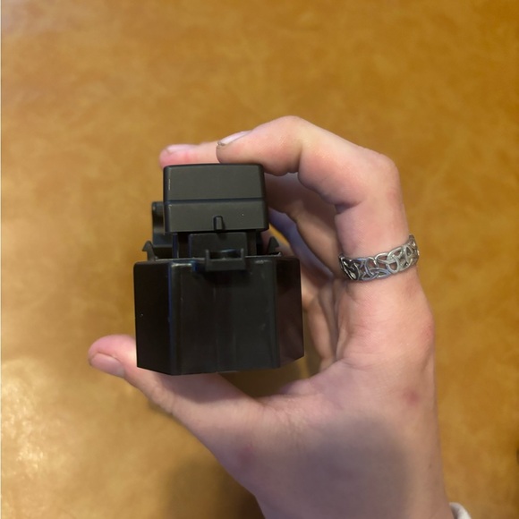 Master Driver Side Window Door Power Control Switch for 2007-2021 Toyota Tundra - Picture 10 of 11